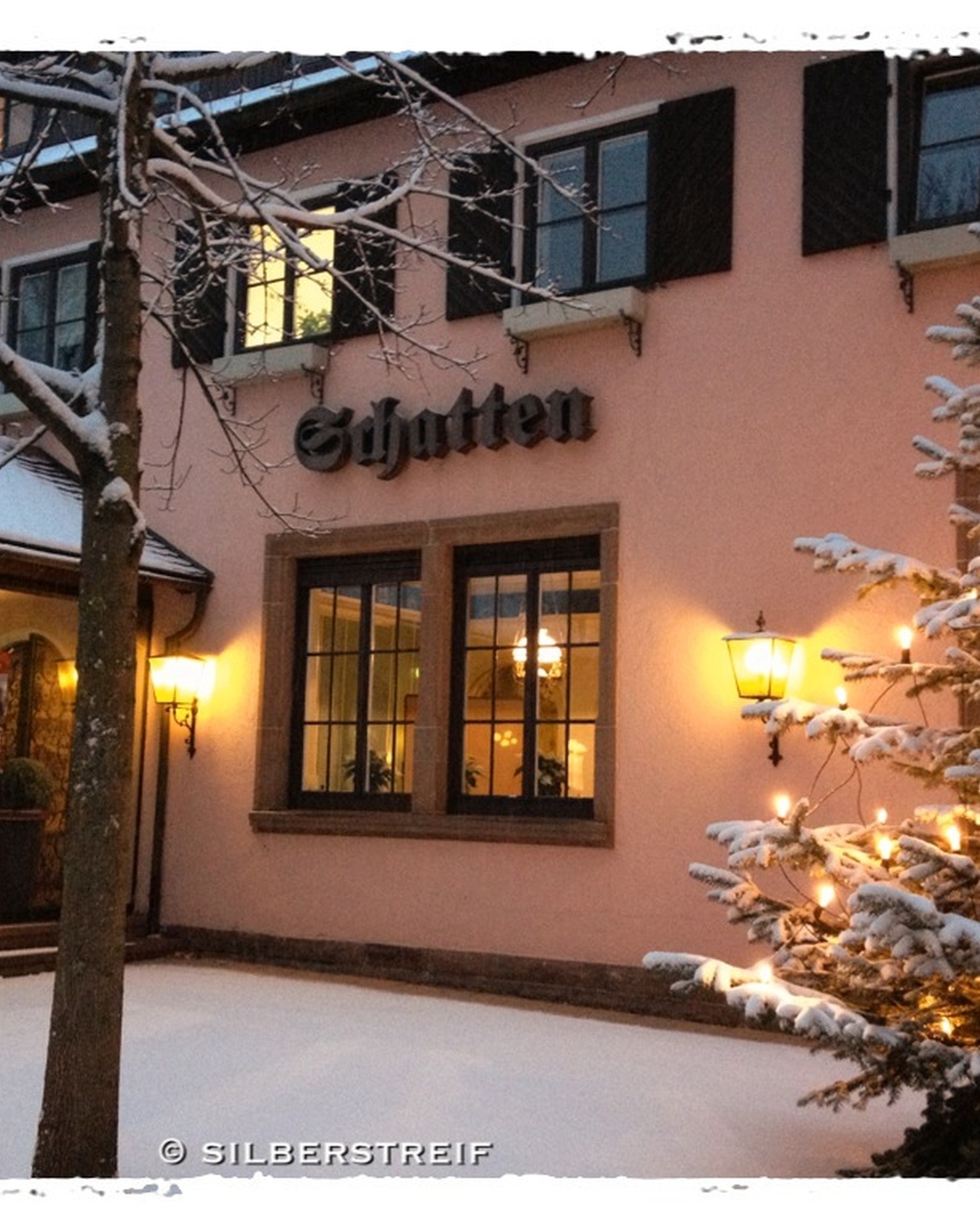 Weihnachtlicher Schatten